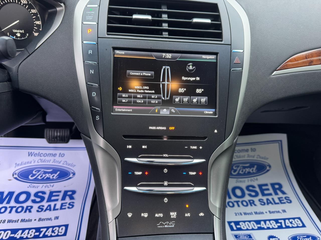 Lincoln MKZ 4dr Sdn FWD 2014