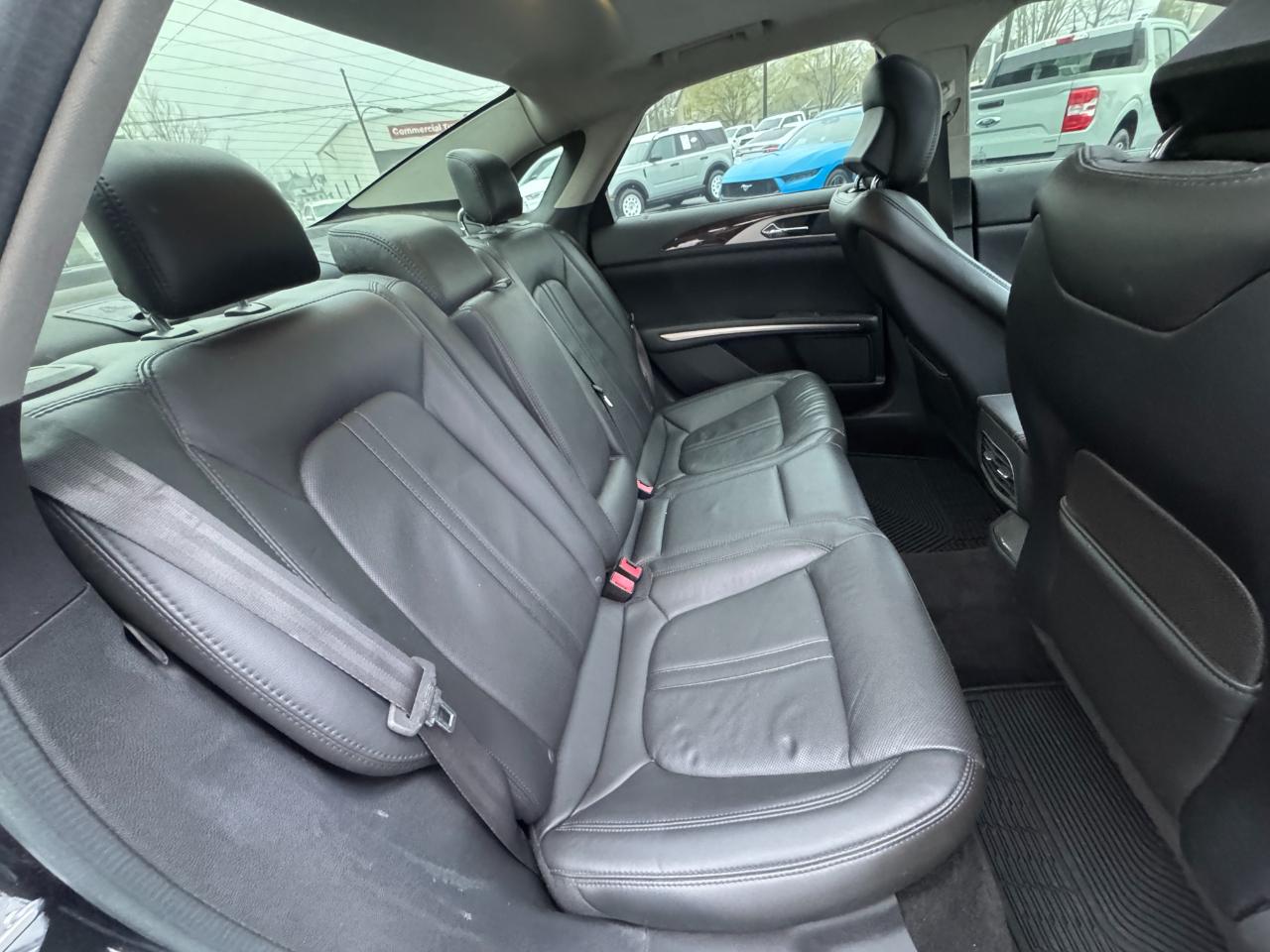 Lincoln MKZ 4dr Sdn FWD 2014