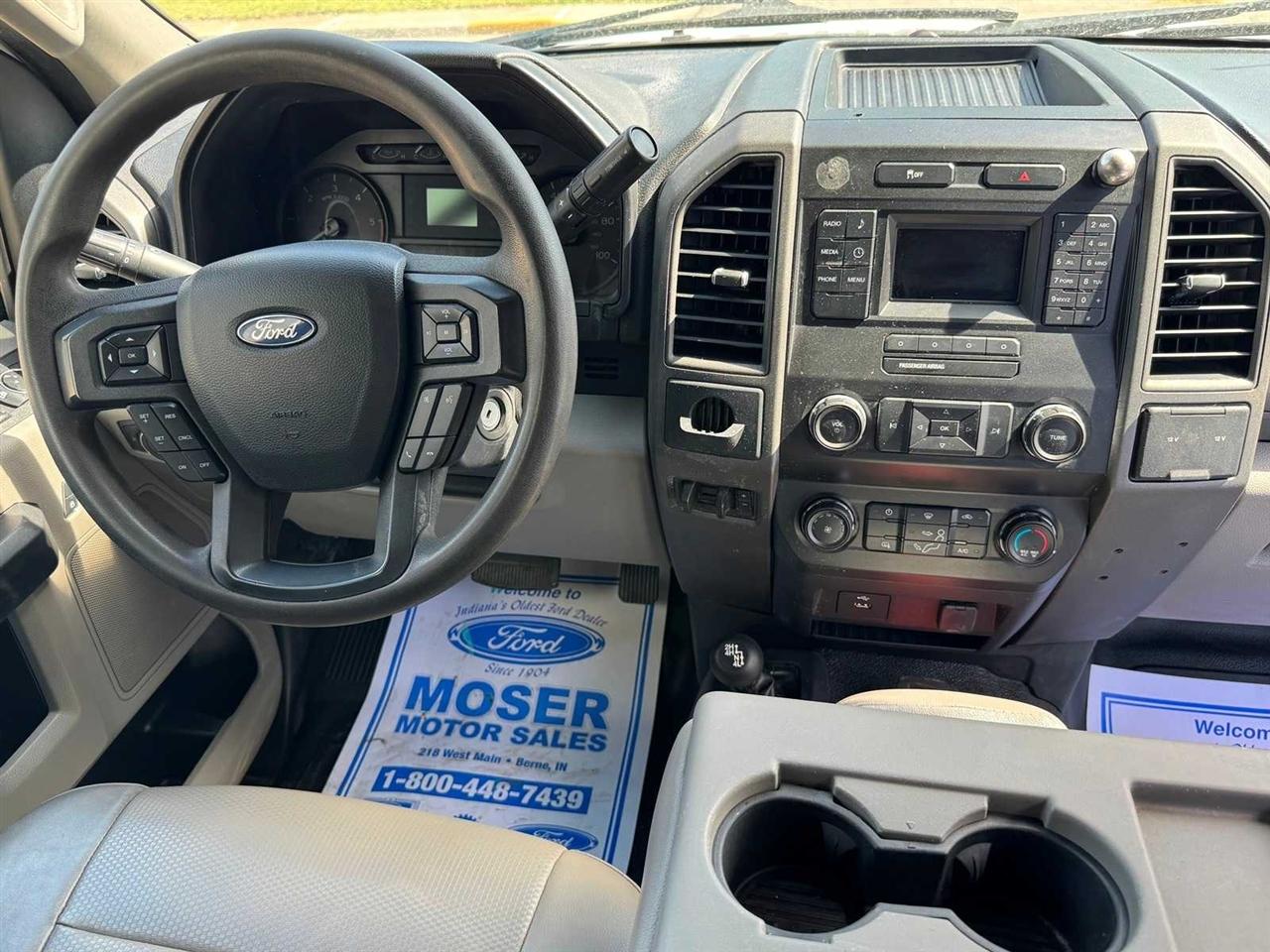 Ford Super Duty F-550 DRW XL 4WD SuperCab 168" WB 60" CA 2019