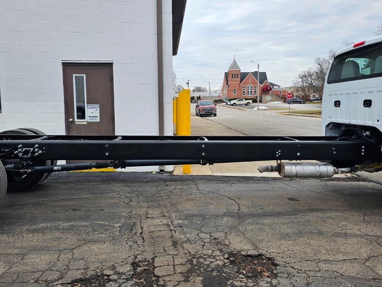 Ford F-650 Straight Frame Gas Reg Cab 2023