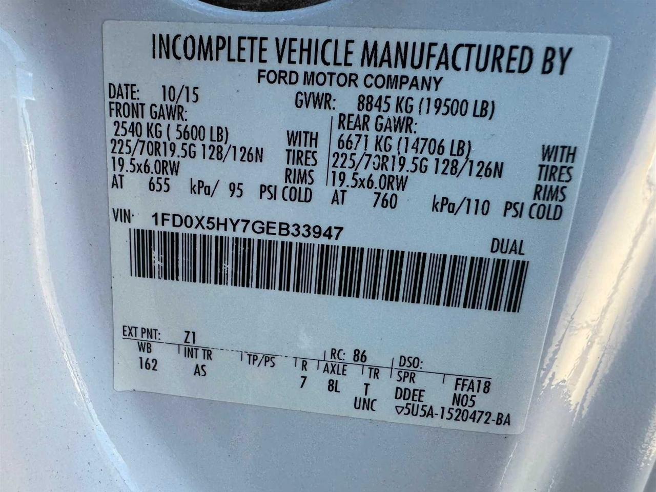 Ford Super Duty F-550 DRW 4WD SuperCab 186" WB 84" CA XLT 2016