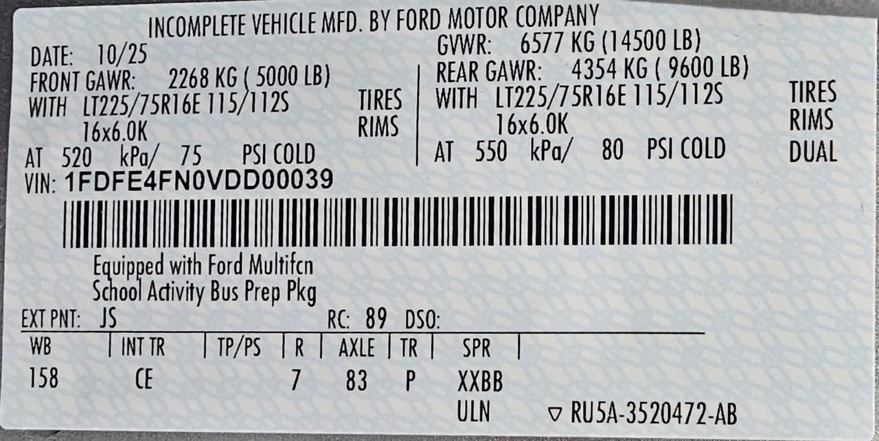 Ford E-Series Cutaway E-450 DRW 158" WB 2027