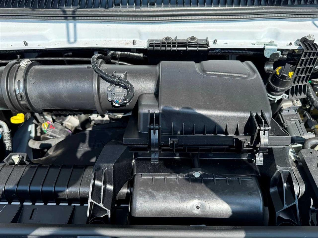 Ford E-Series Cutaway E-350 SRW 138" WB 2027