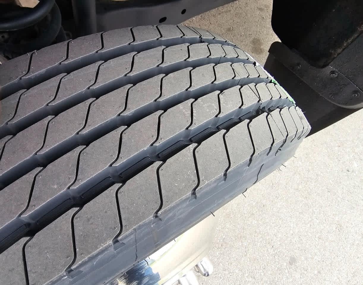 Ford Super Duty F-550 DRW XL 2WD Reg Cab 145" WB 60" CA 2018