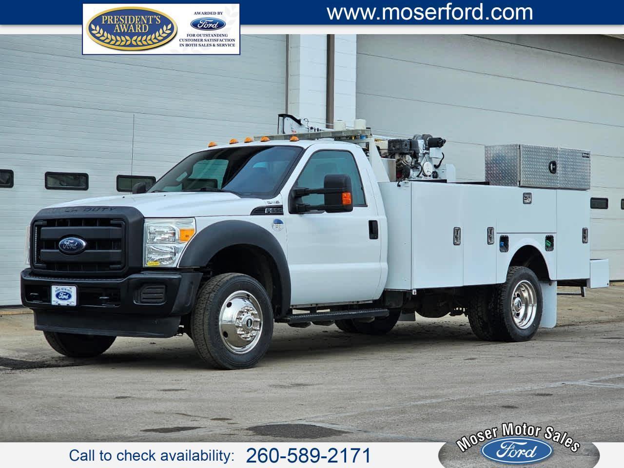 Ford Super Duty F-550 DRW 2WD Reg Cab 141" WB 60" CA XL 2016