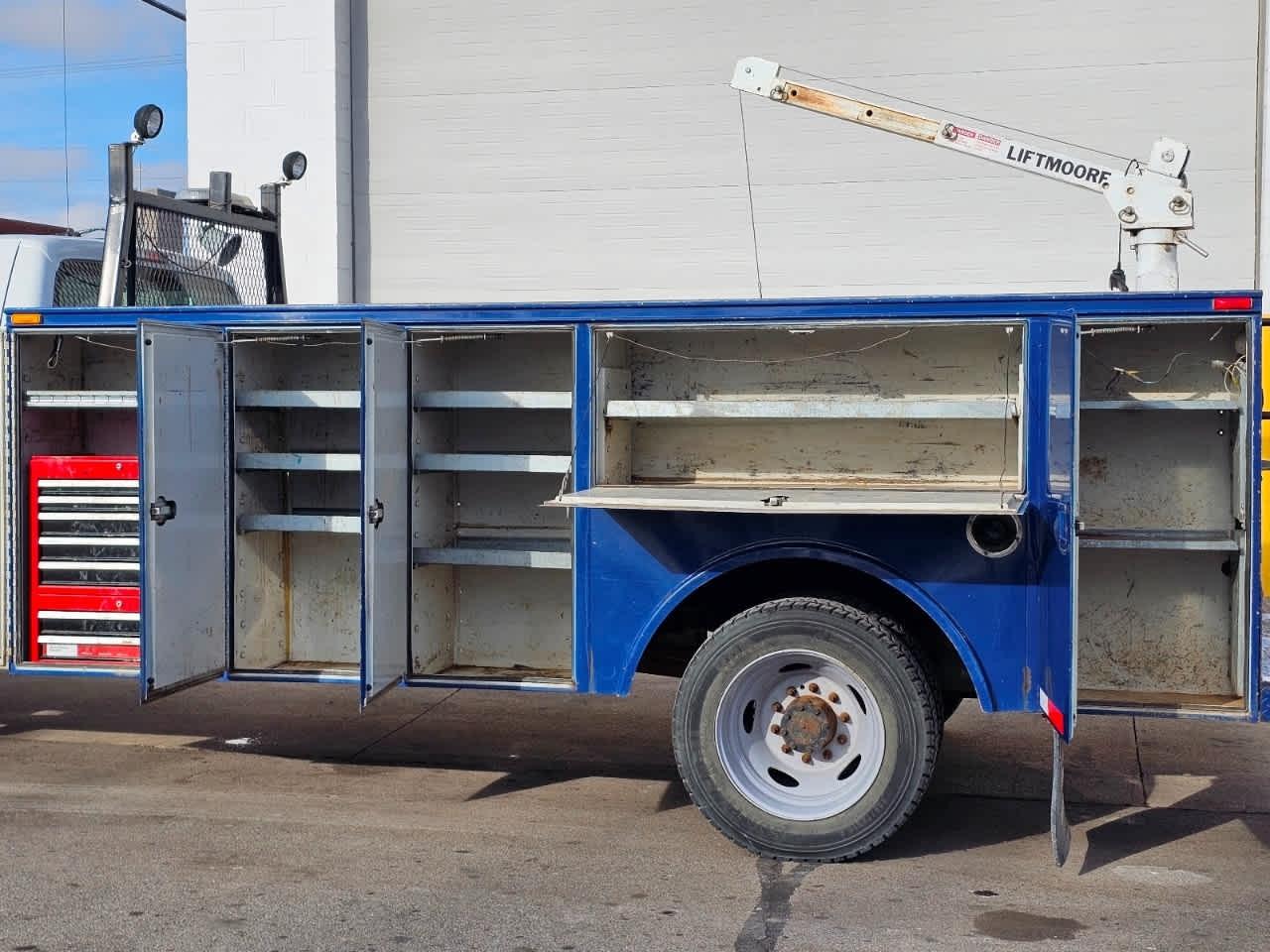 Ford Super Duty F-450 DRW 2WD Reg Cab 141" WB 60" CA XL 2013
