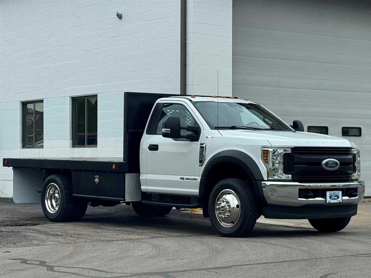 Ford Super Duty F-550 DRW XL 4WD Reg Cab 145" WB 60" CA 2018