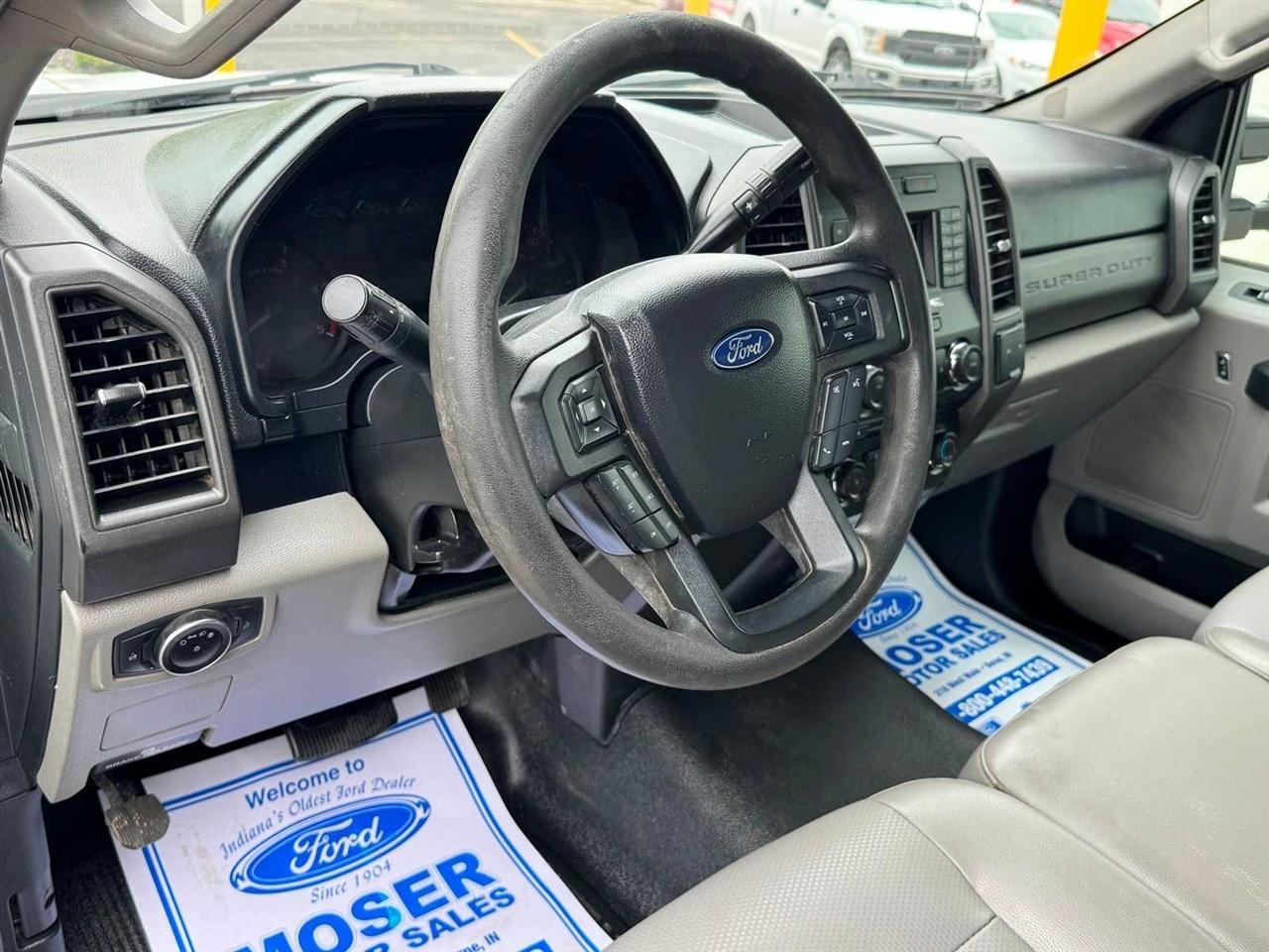 Ford Super Duty F-550 DRW XL 4WD Reg Cab 145" WB 60" CA 2018