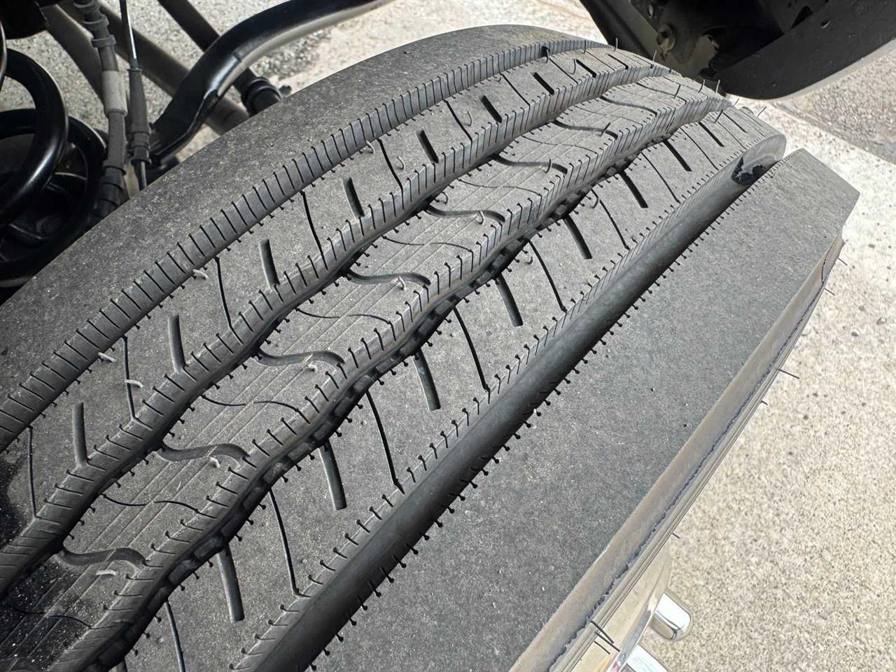 Ford Super Duty F-550 DRW XL 4WD Reg Cab 145" WB 60" CA 2018