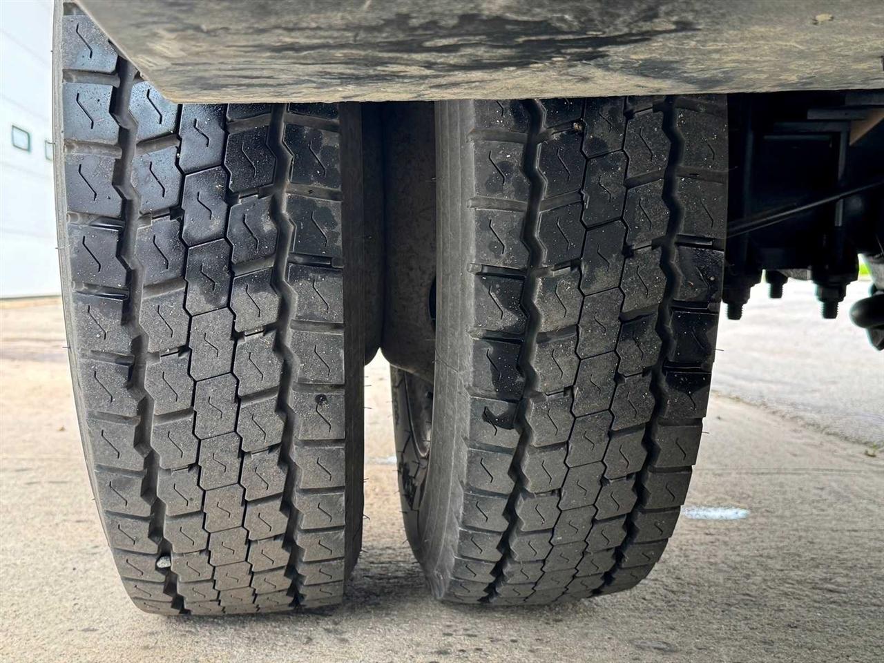 Ford Super Duty F-550 DRW XL 4WD Reg Cab 145" WB 60" CA 2018