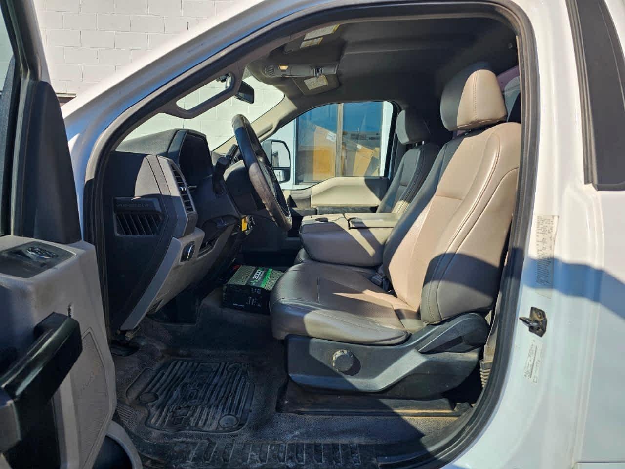 Ford Super Duty F-550 DRW XL 4WD Reg Cab 145" WB 60" CA 2018