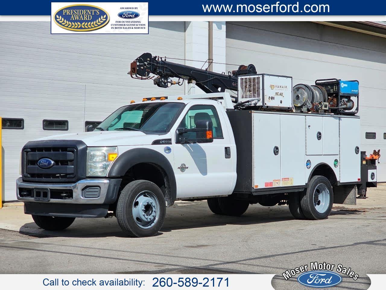 Ford Super Duty F-550 DRW 2WD Reg Cab 141" WB 60" CA XL 2016