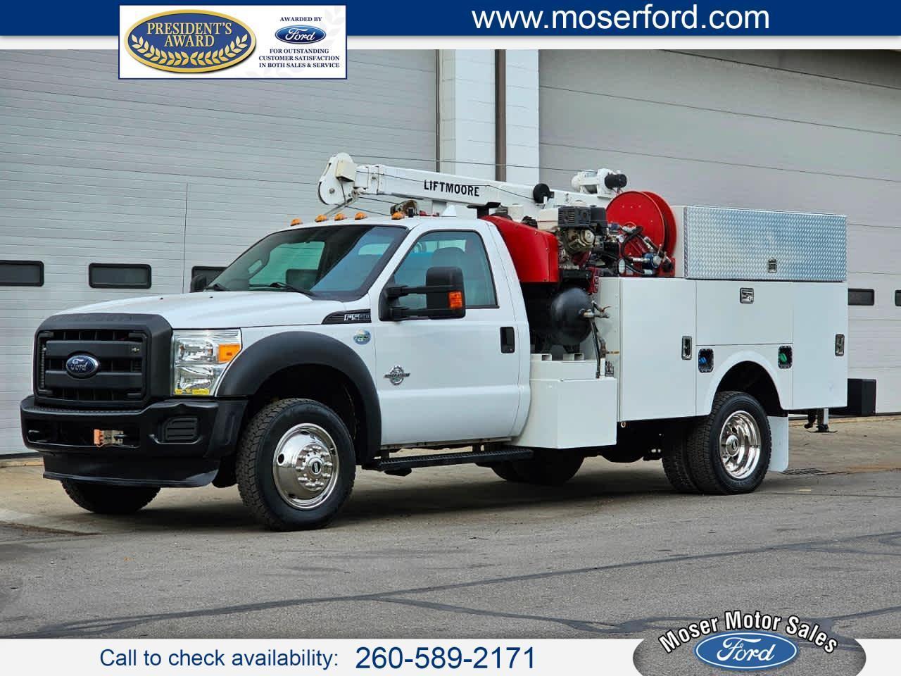 Ford Super Duty F-550 DRW 4WD Reg Cab 141" WB 60" CA XL 2016