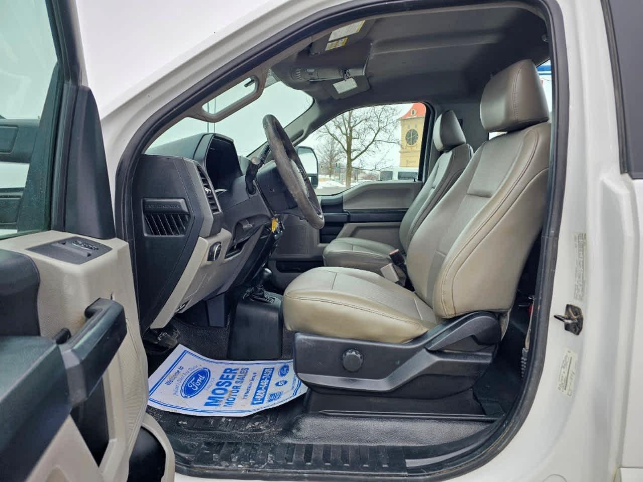 Ford Super Duty F-550 DRW XL 4WD Reg Cab 145" WB 60" CA 2017