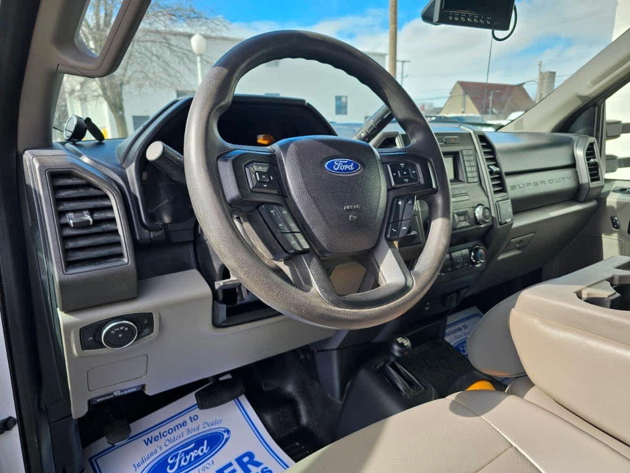 Ford Super Duty F-550 DRW XL 4WD Reg Cab 145" WB 60" CA 2019