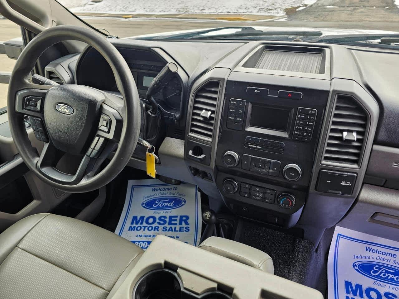 Ford Super Duty F-550 DRW XL 4WD Reg Cab 145" WB 60" CA 2019