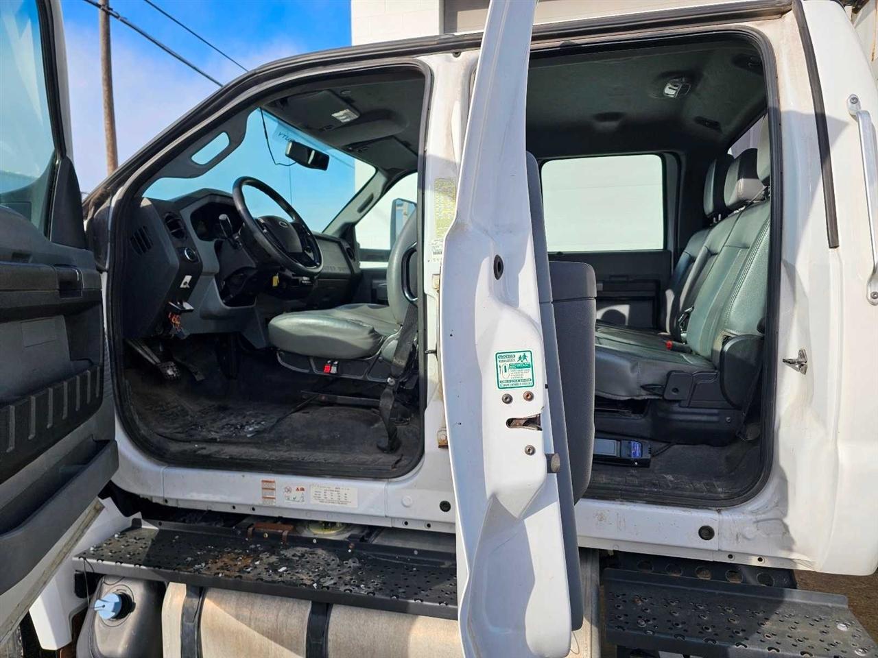 Ford F-750 Straight Frame Crew Cab 2021