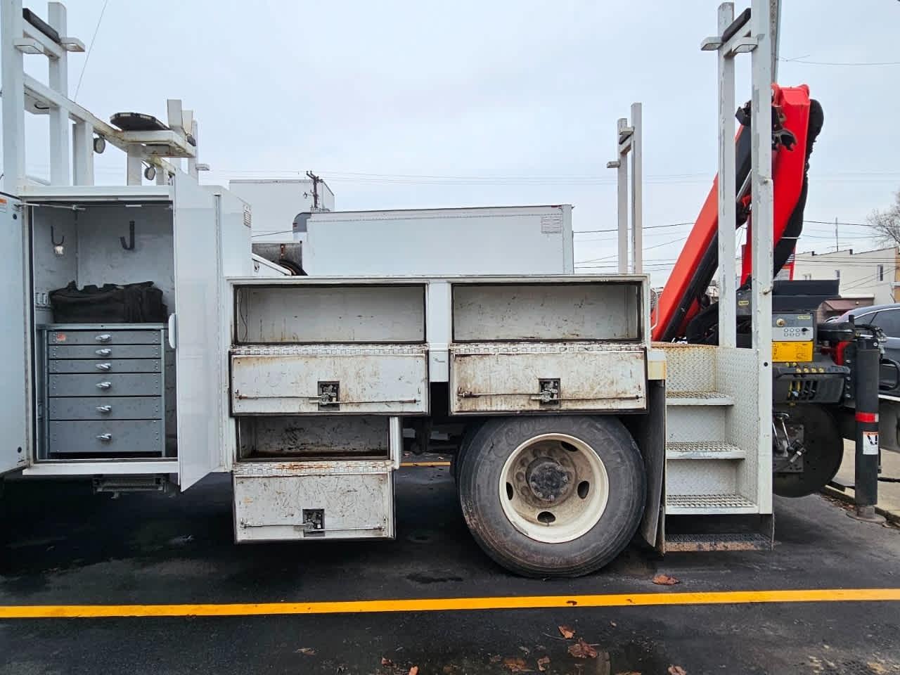 Ford F-750 Straight Frame Crew Cab 2021