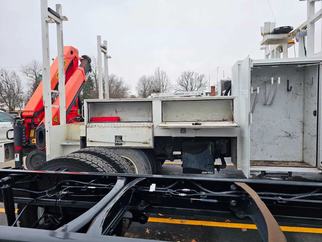 Ford F-750 Straight Frame Crew Cab 2021