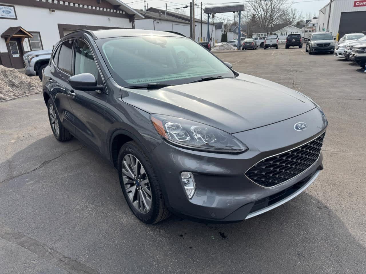 Ford Escape Titanium AWD 2022