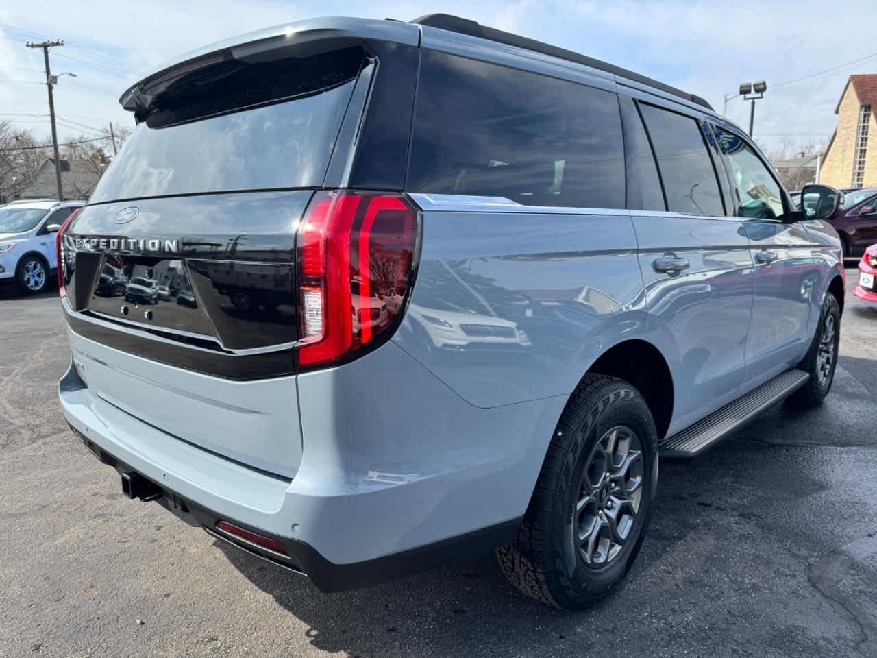 Ford Expedition Active 4x4 2026