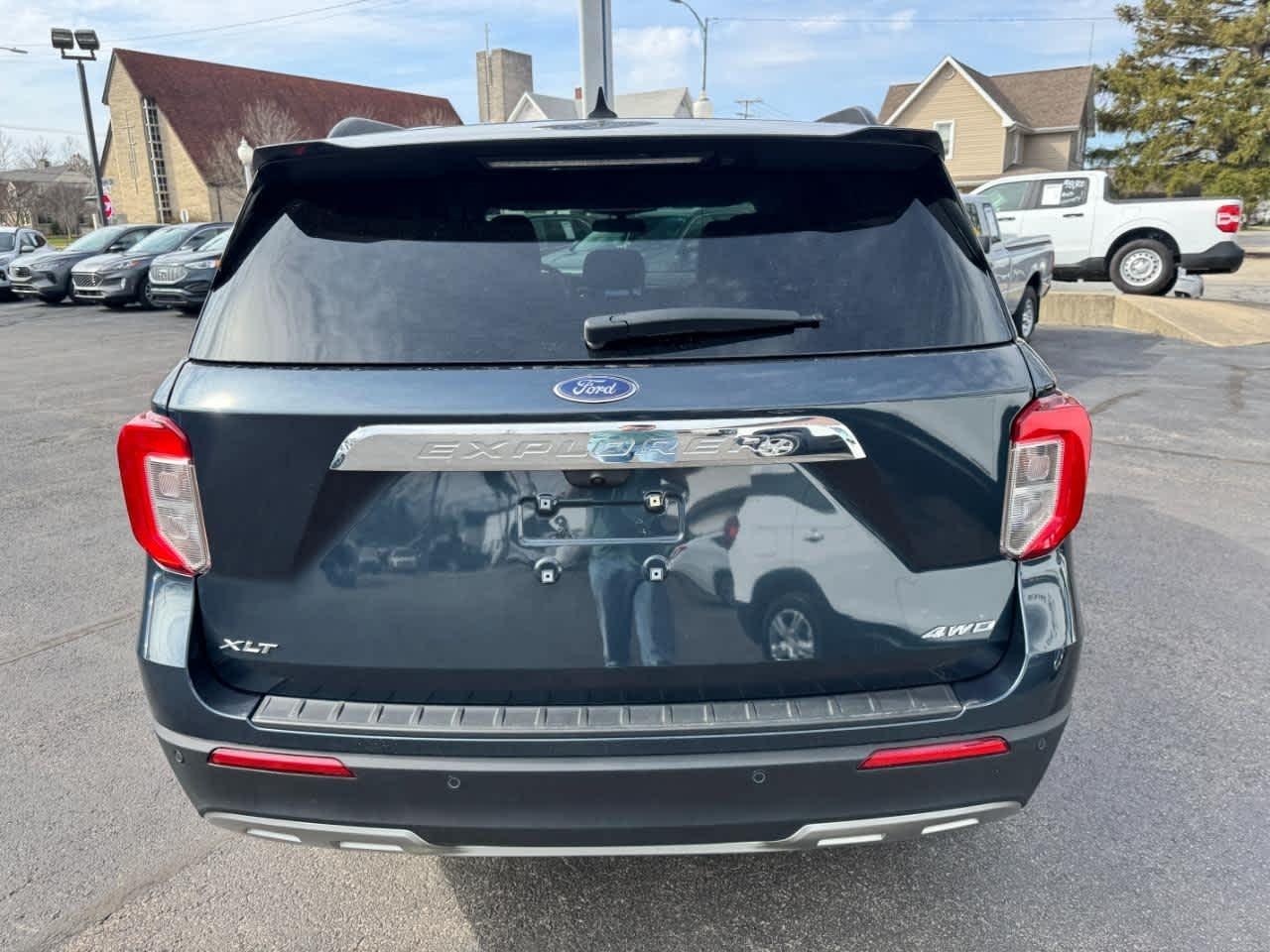Ford Explorer XLT 4WD 2023