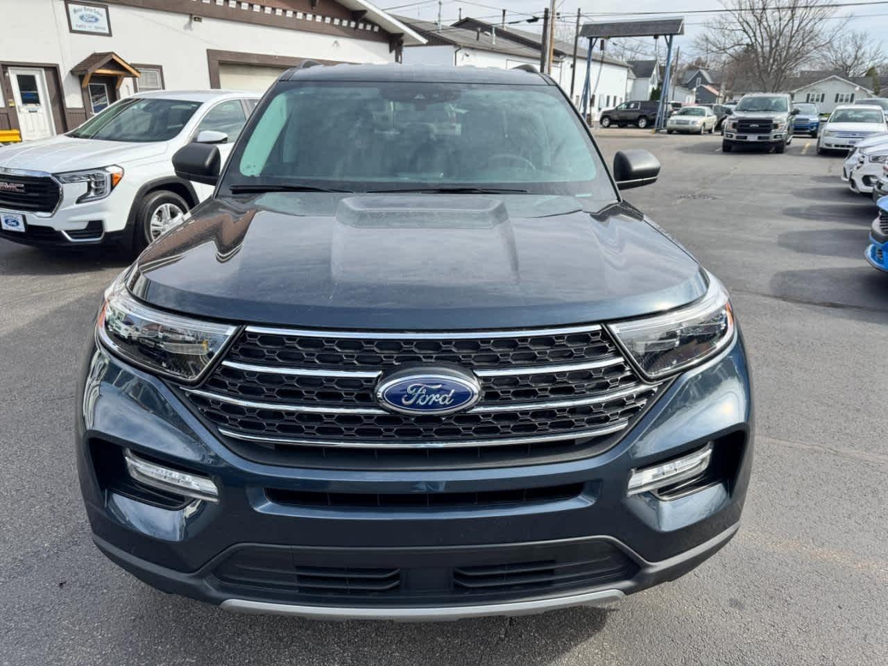 Ford Explorer XLT 4WD 2023