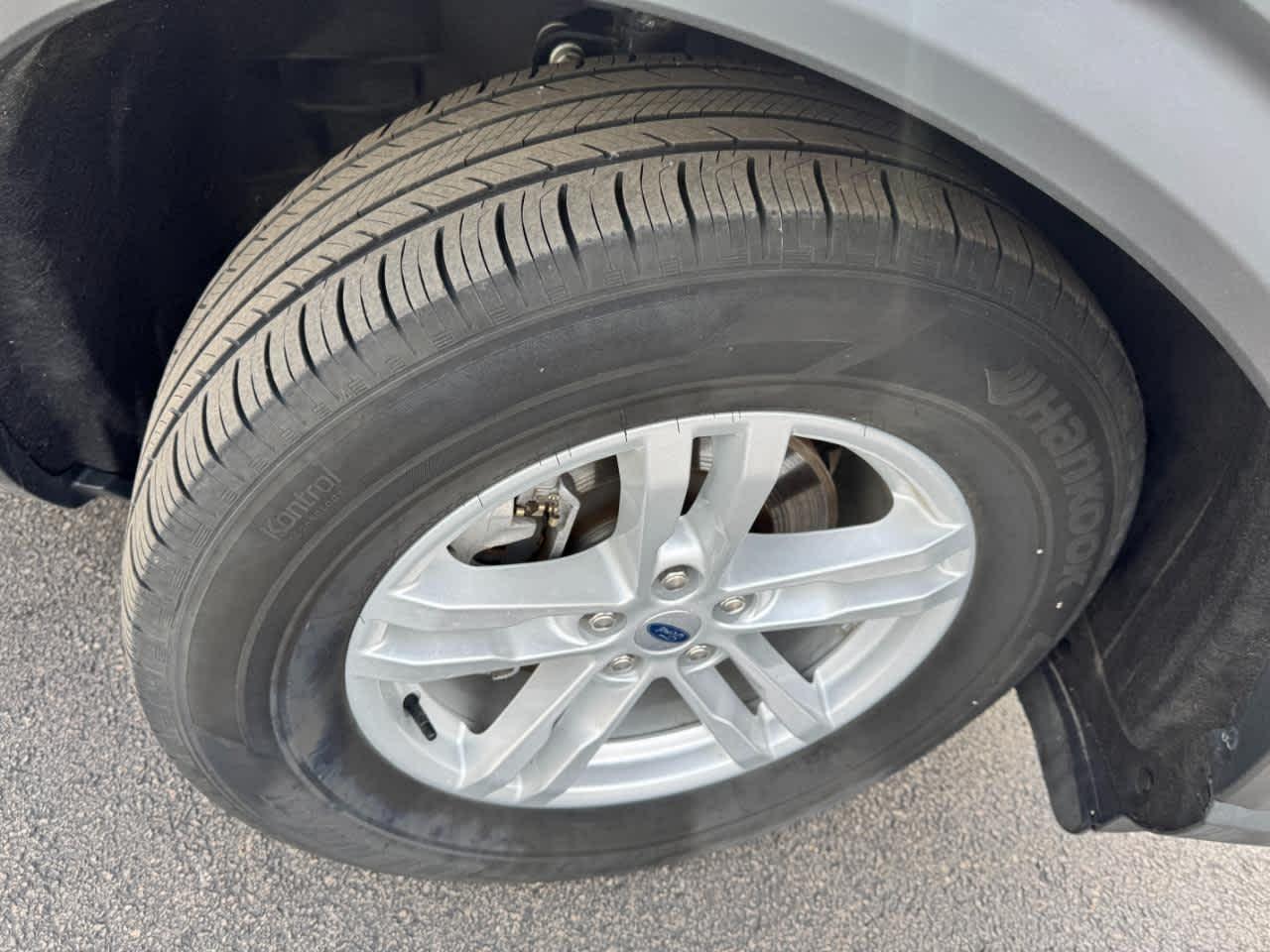 Ford Explorer XLT 4WD 2023