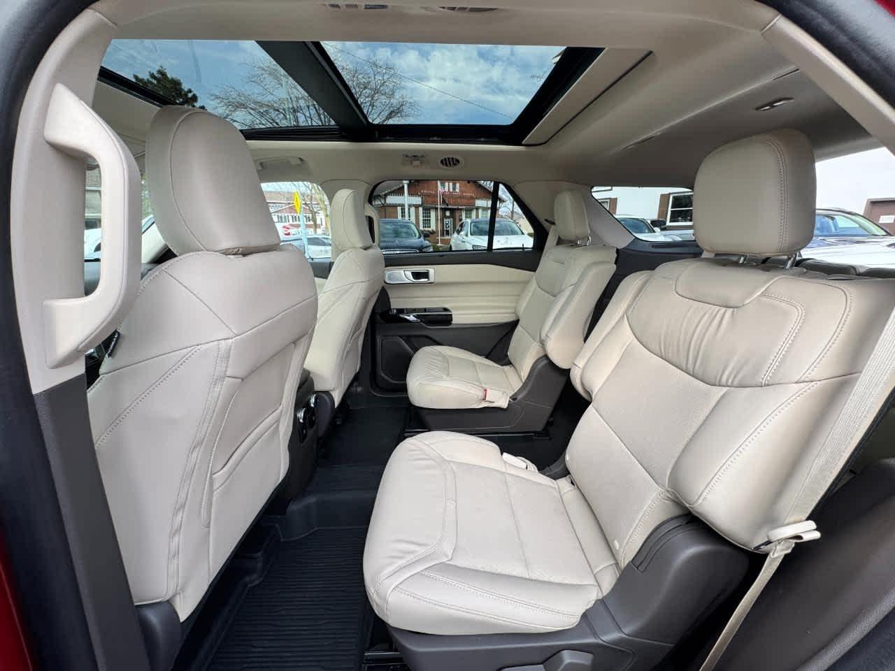 Ford Explorer Platinum 4WD 2023