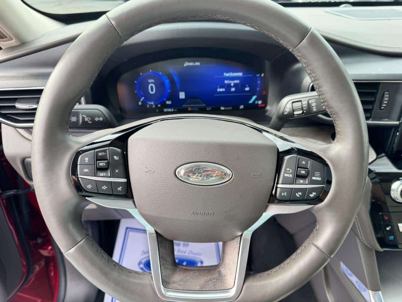 Ford Explorer Platinum 4WD 2023