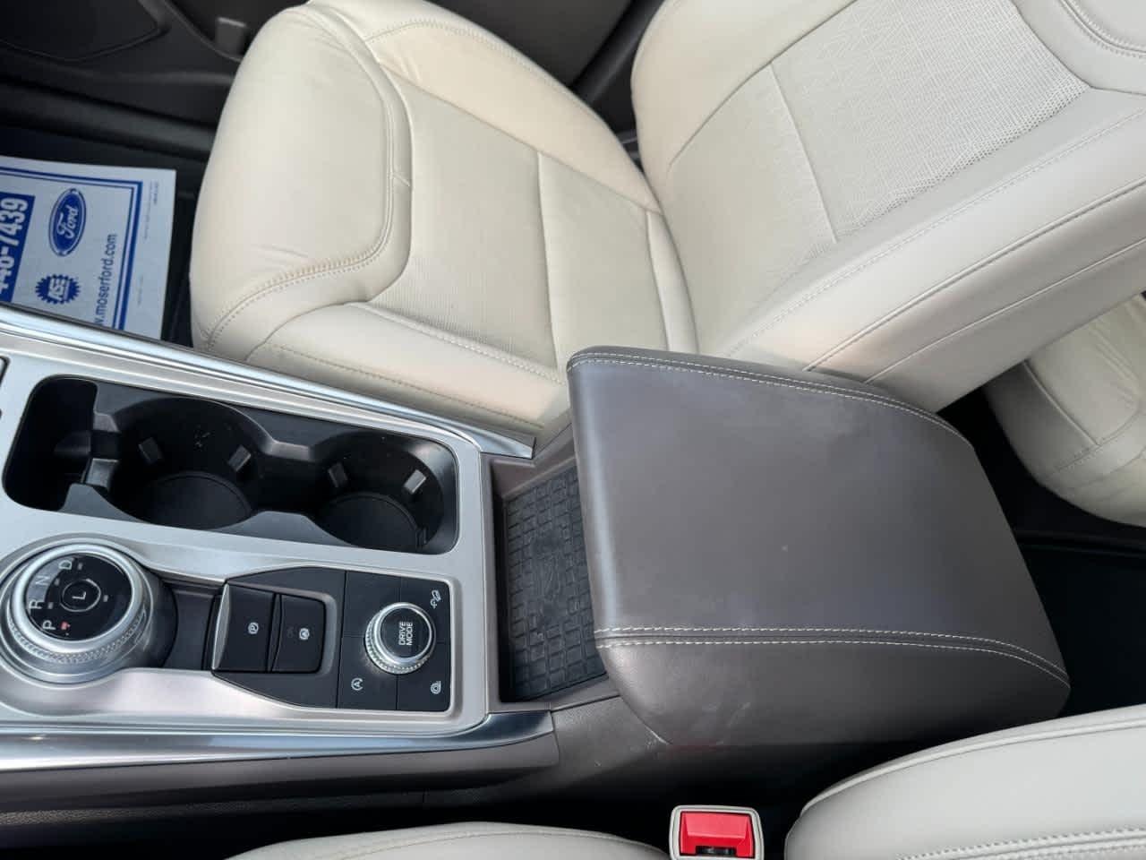 Ford Explorer Platinum 4WD 2023