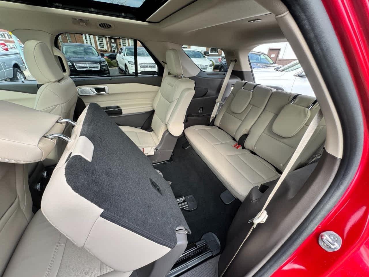 Ford Explorer Platinum 4WD 2023