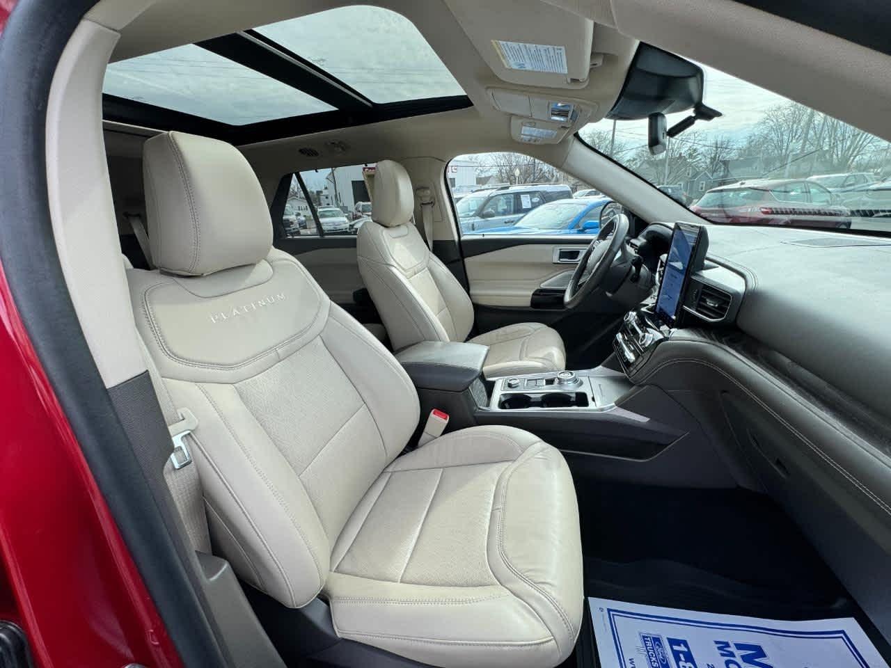Ford Explorer Platinum 4WD 2023