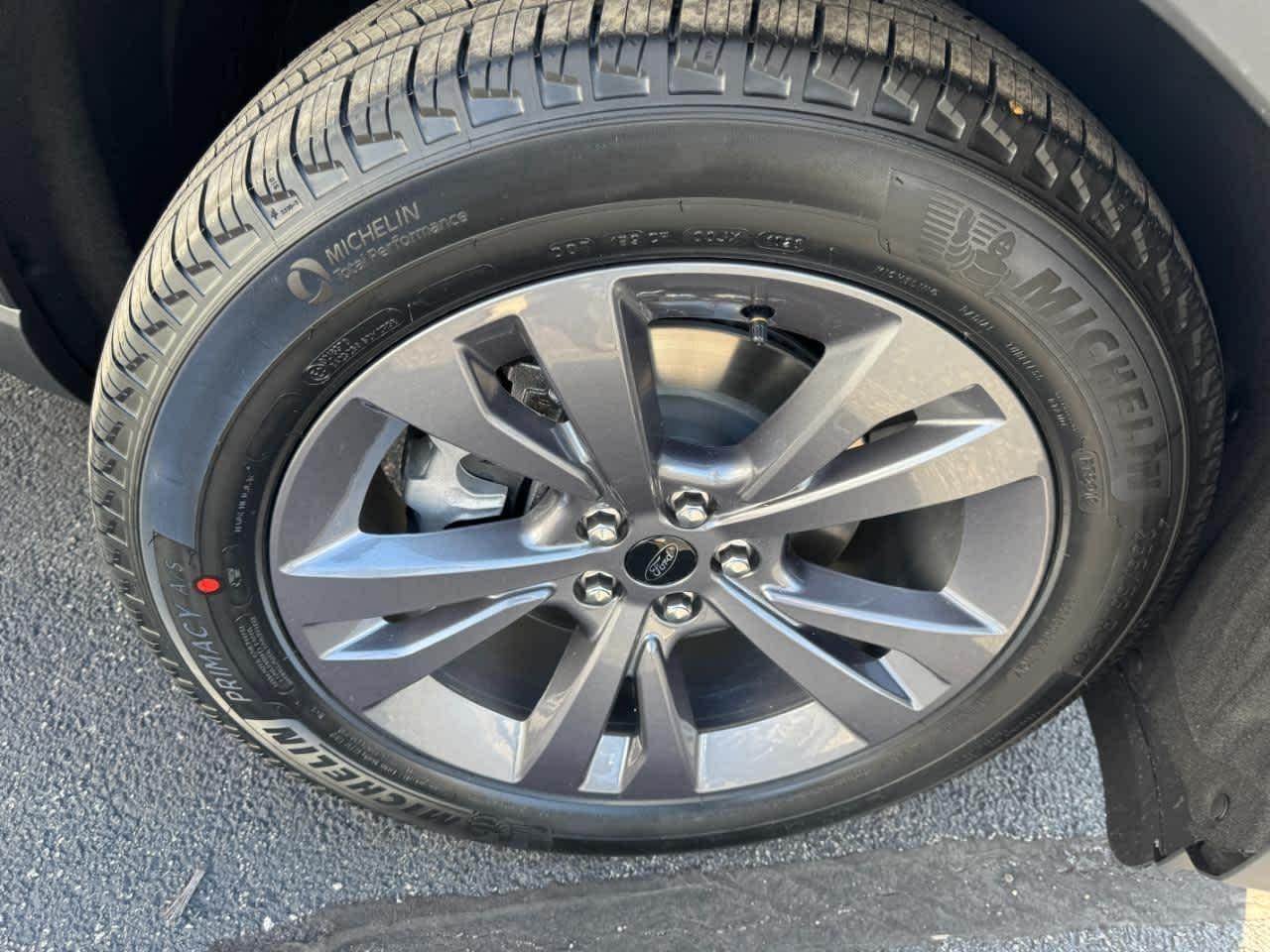 Ford Explorer Active w/100A Pkg 4WD 2026