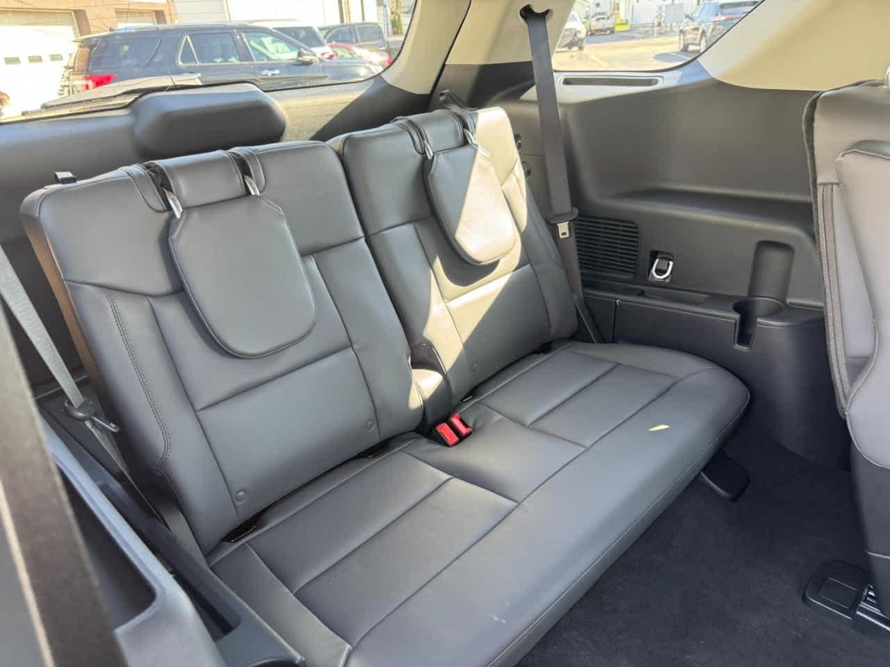 Ford Explorer Active w/100A Pkg 4WD 2026