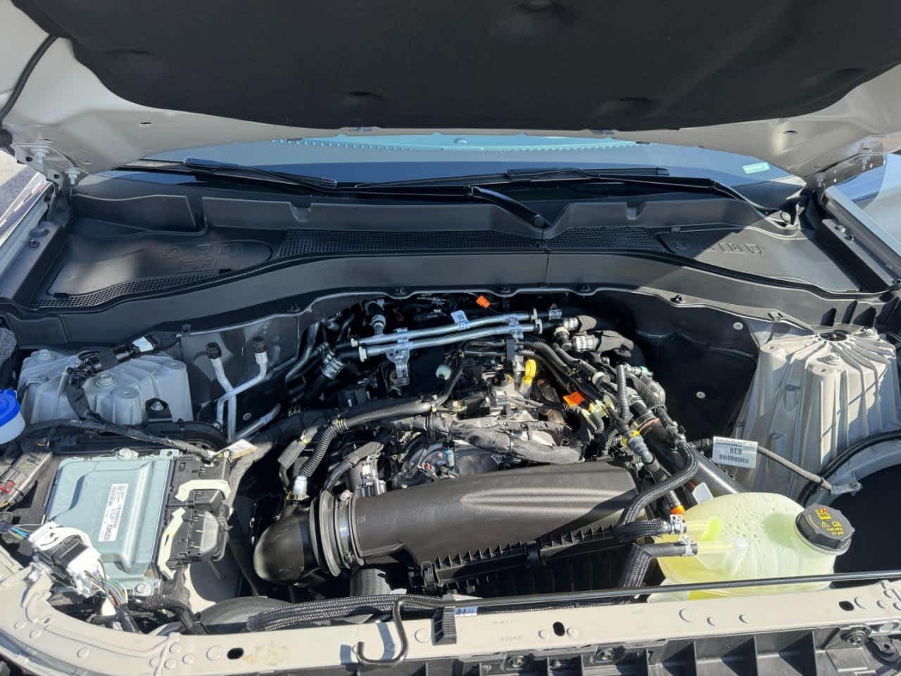 Ford Explorer Active w/100A Pkg 4WD 2026