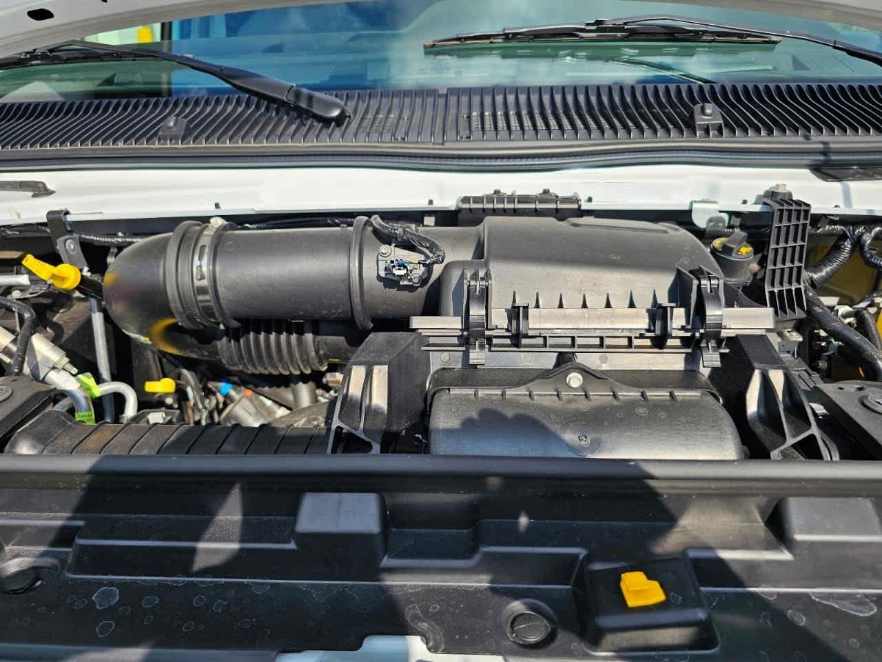 Ford E-Series Cutaway E-450 DRW 158" WB 2027