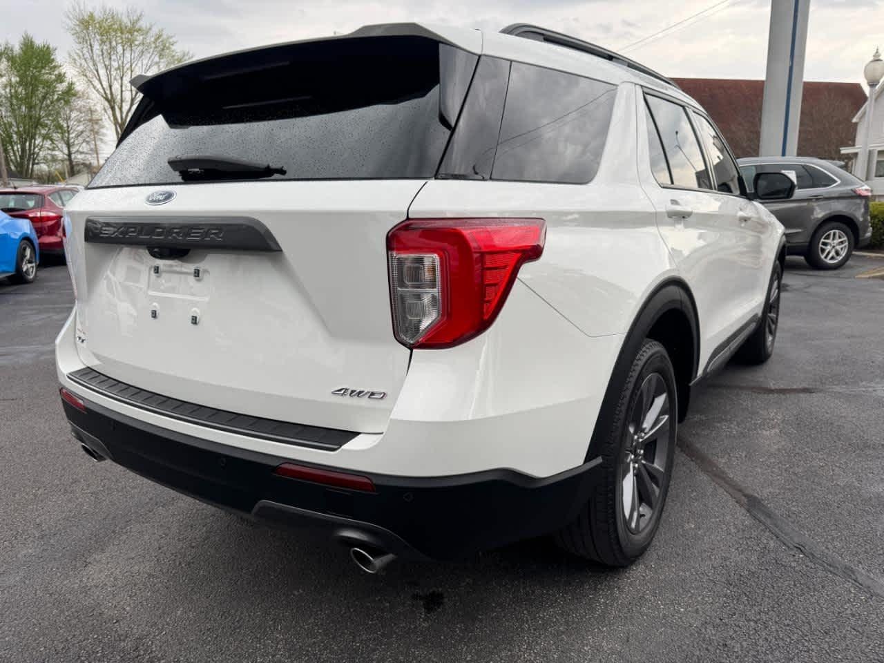Ford Explorer XLT 4WD 2023