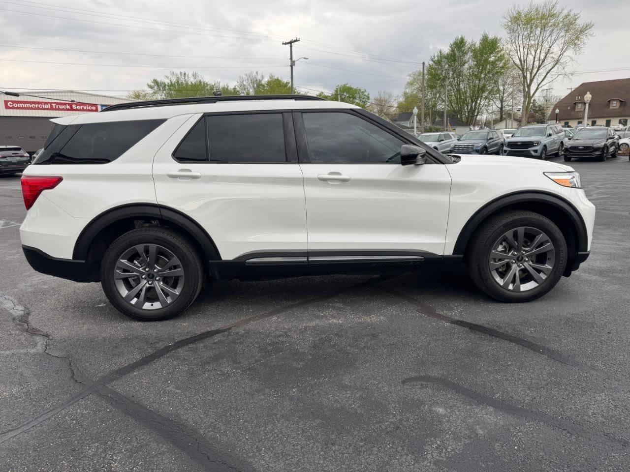 Ford Explorer XLT 4WD 2023