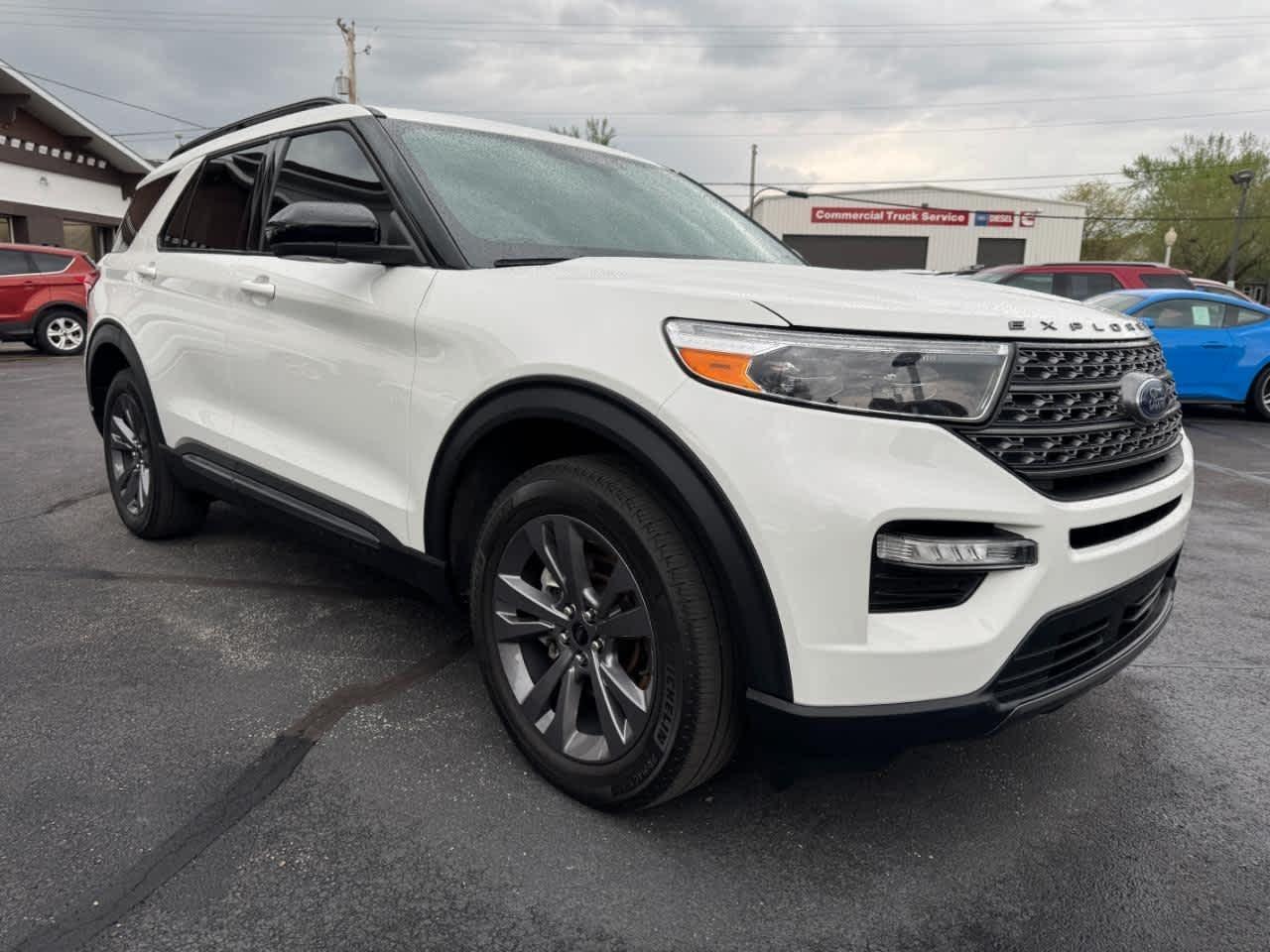 Ford Explorer XLT 4WD 2023