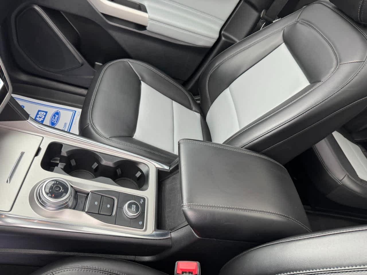 Ford Explorer XLT 4WD 2023