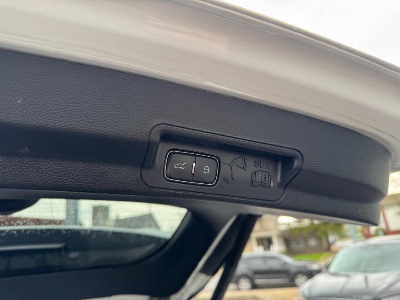 Ford Explorer XLT 4WD 2023
