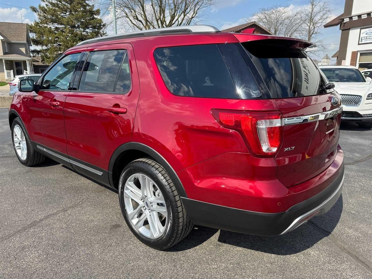 Ford Explorer XLT FWD 2017
