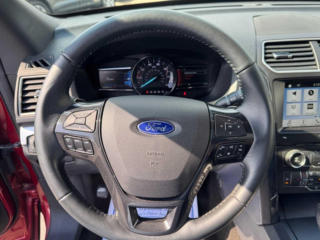 Ford Explorer XLT FWD 2017