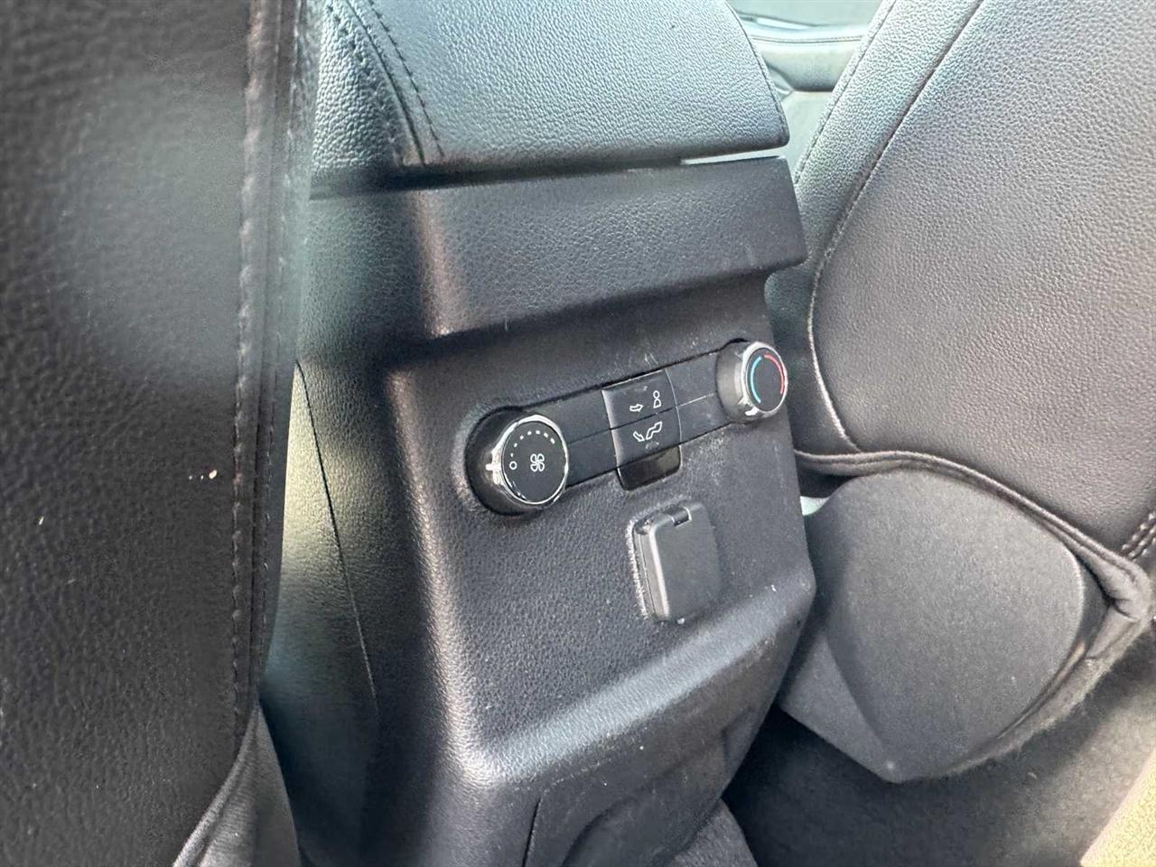 Ford Explorer XLT FWD 2017