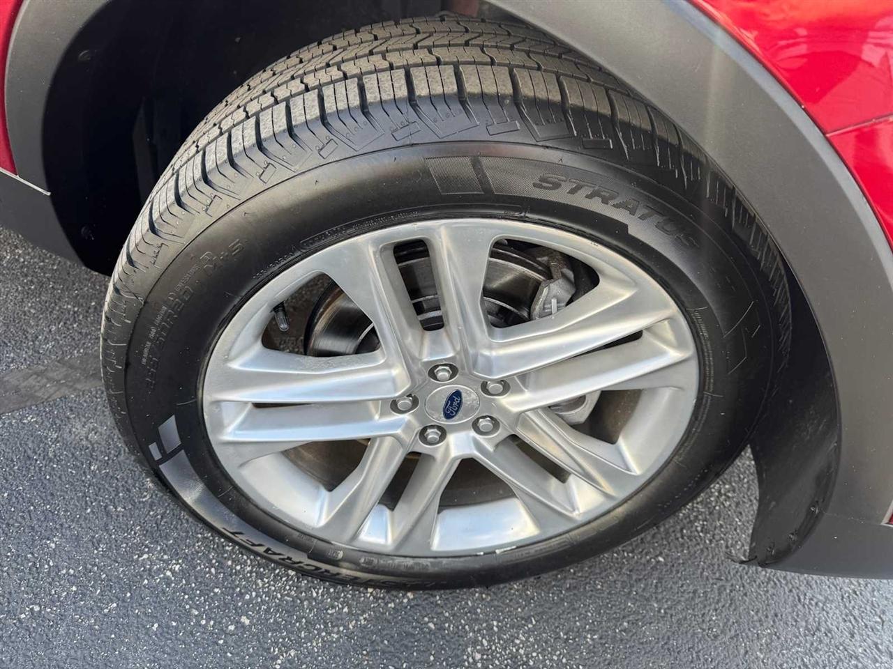 Ford Explorer XLT FWD 2017