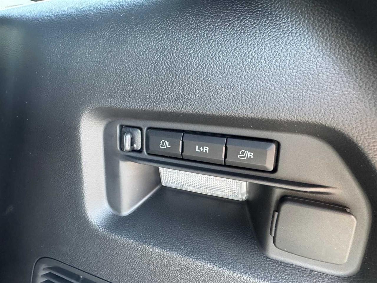 Ford Explorer Platinum 4WD 2026