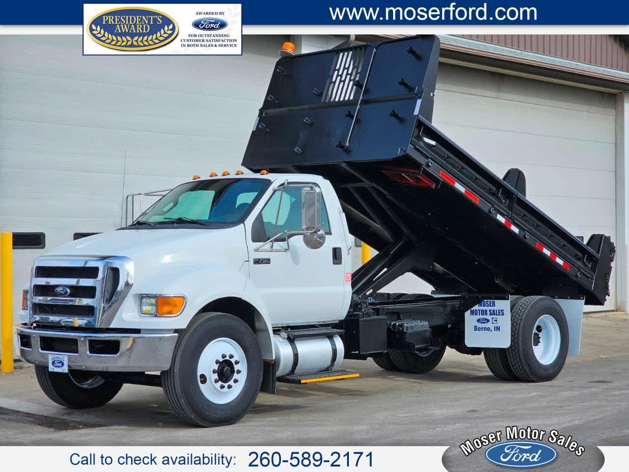 Ford Super Duty F-750 Straight Frame Reg Cab XL 2011