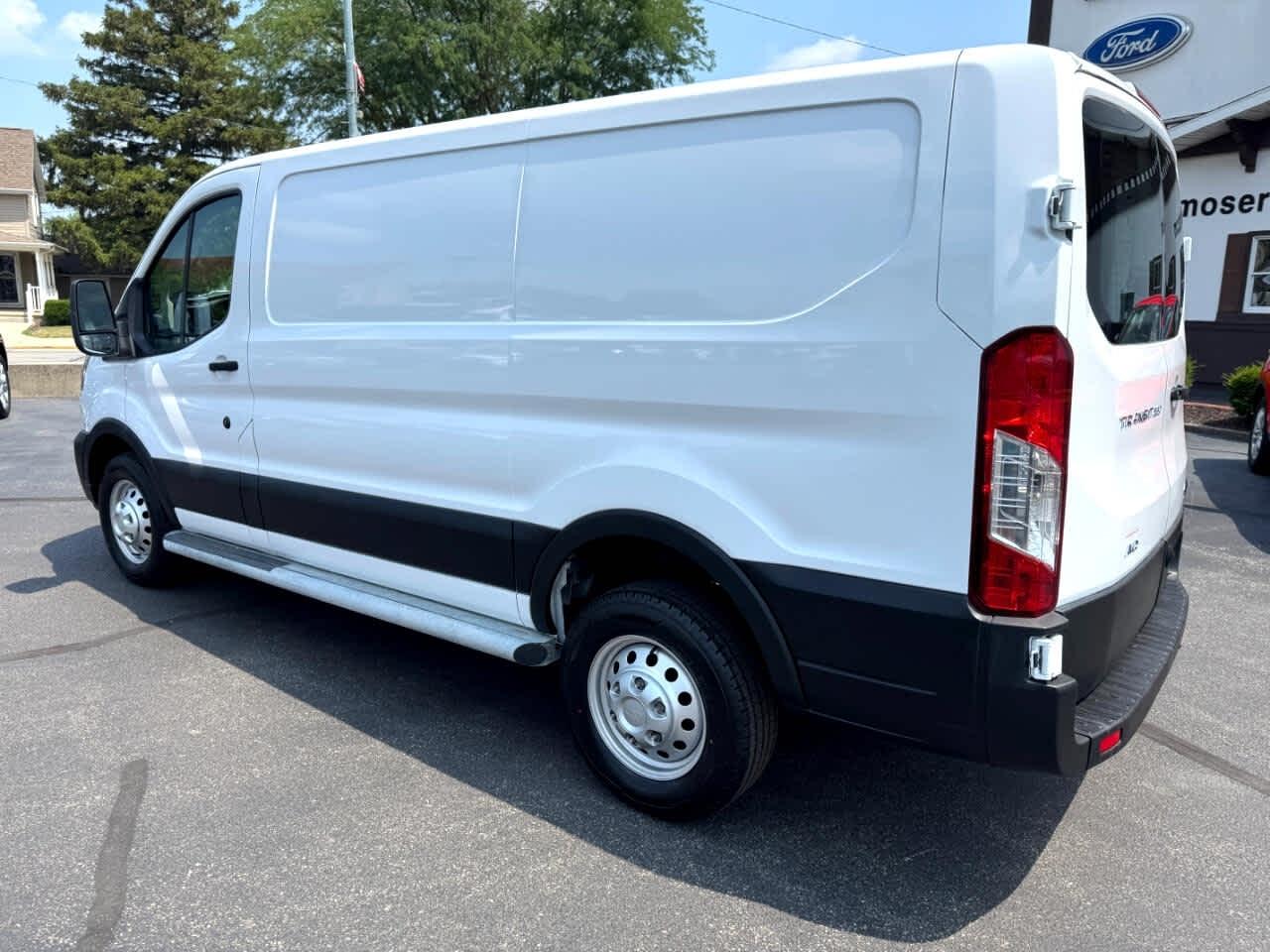 Ford Transit Cargo Van T-250 130" Low Rf 9070 GVWR AWD 2023