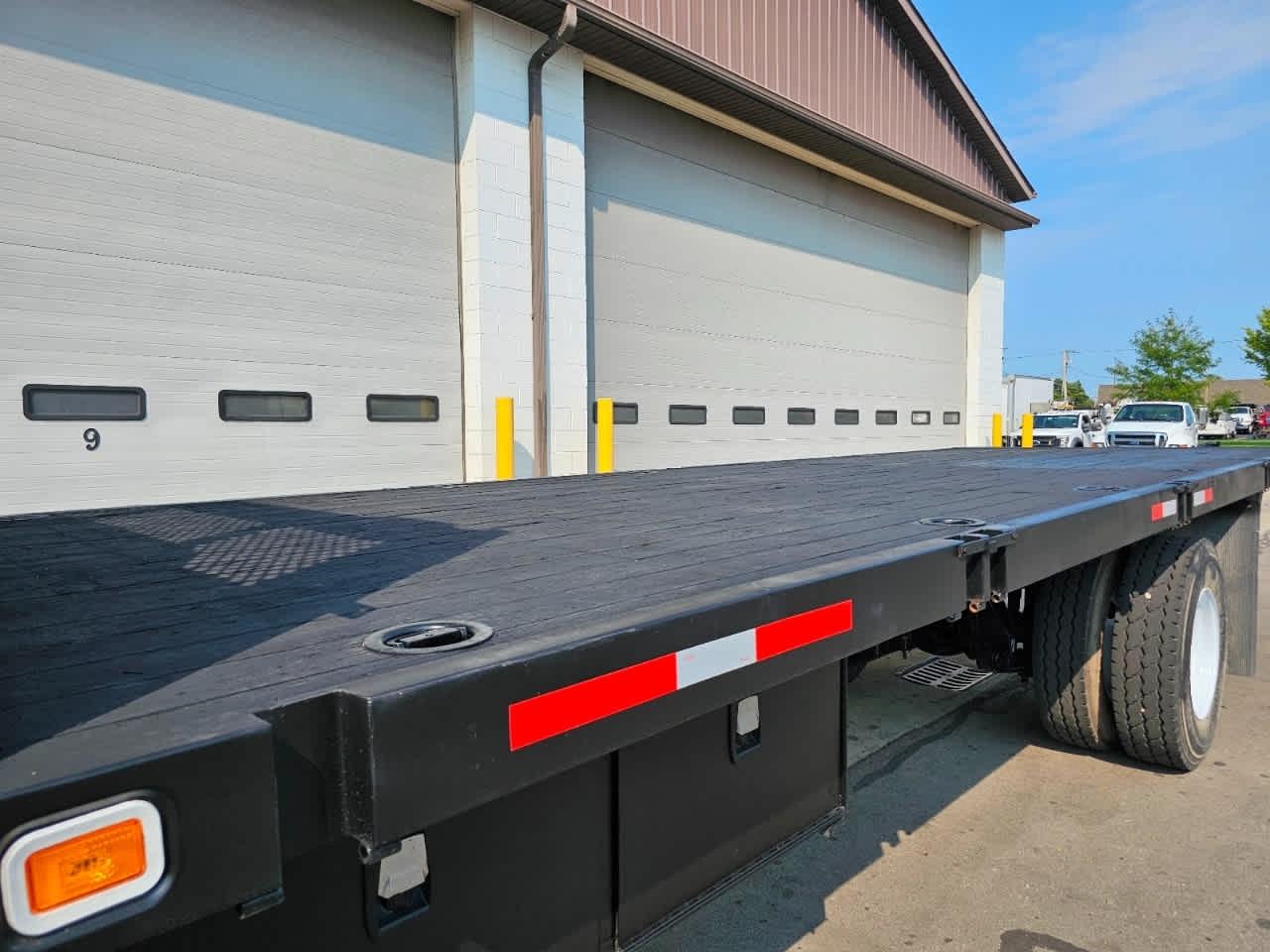 Ford Super Duty F-650 Straight Frame Reg Cab XL 2015